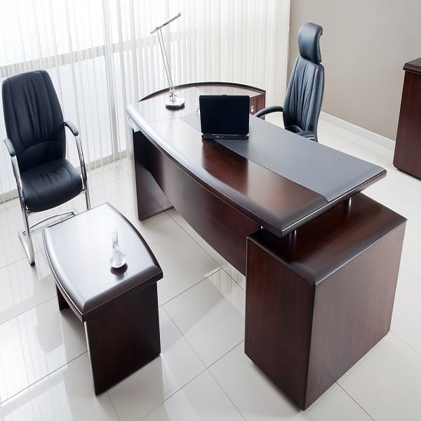 نگهداری و تمیز کردن انواع میز مدیریت